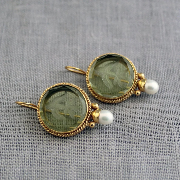 Penelope | Vintage Earrings with Green Stone and Pearl