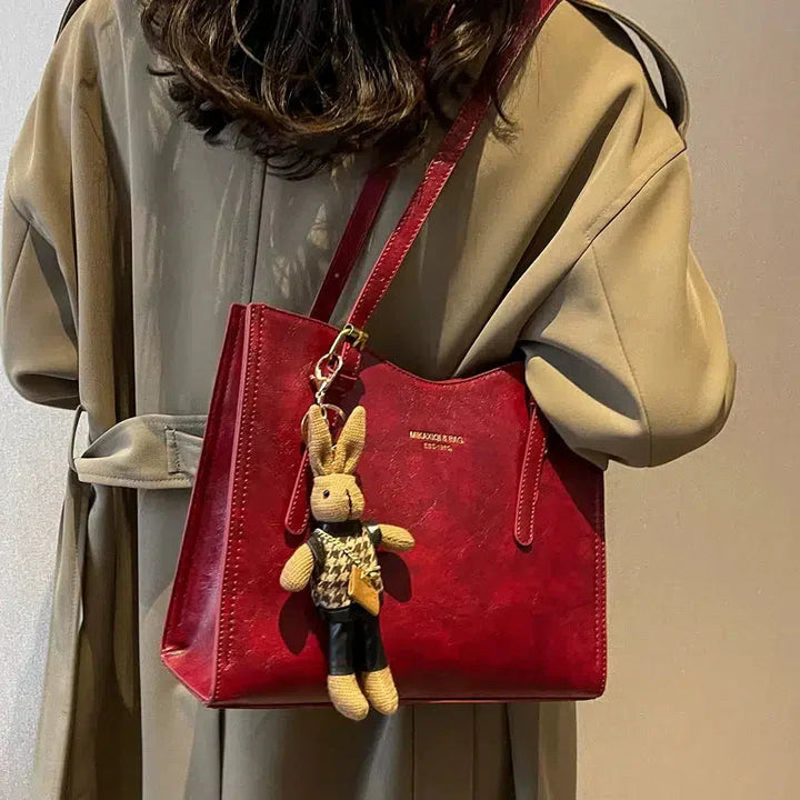 Ella | Classic Shoulder Bag