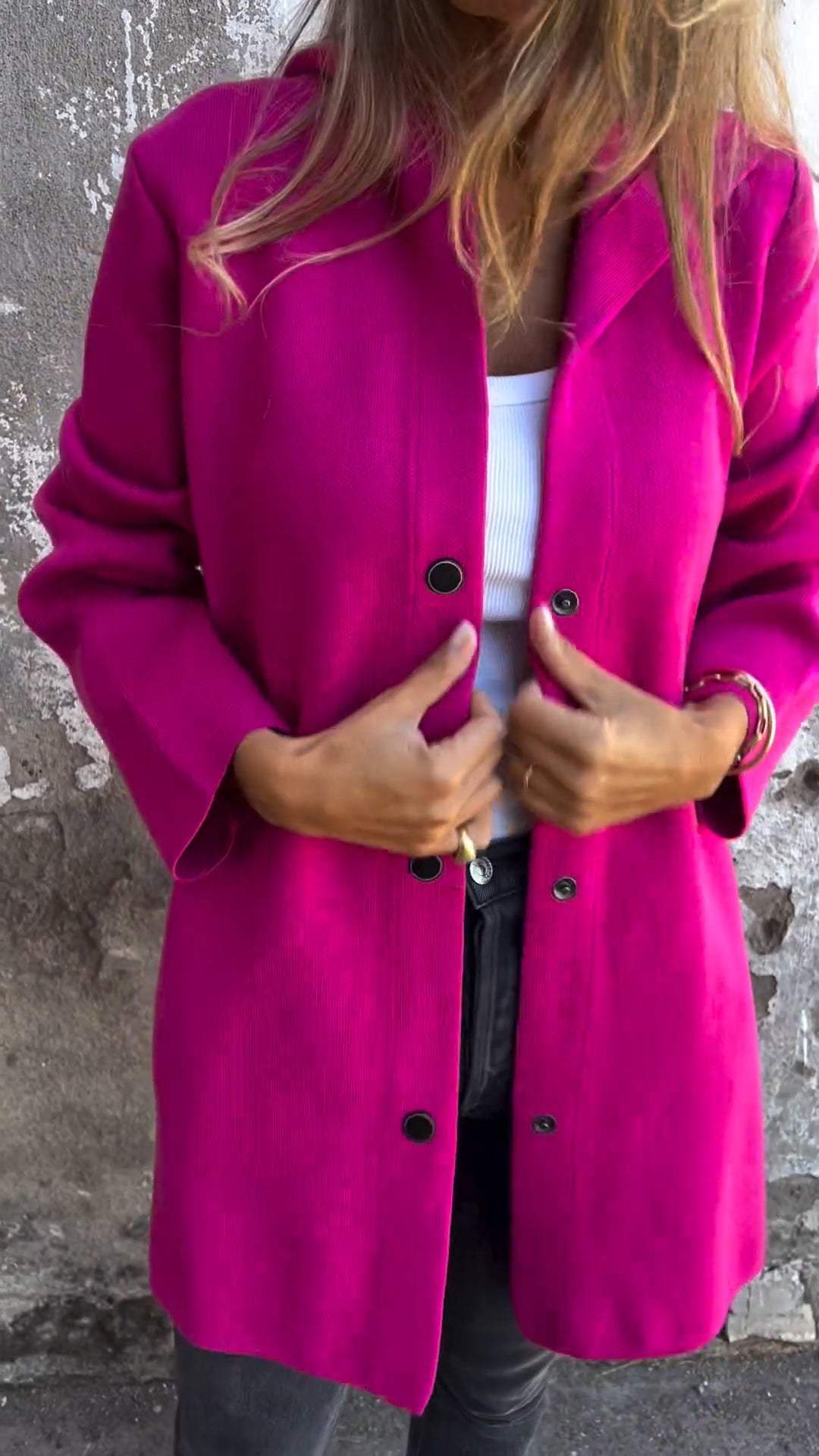 Mira | Casual enkelrijige jas met capuchon