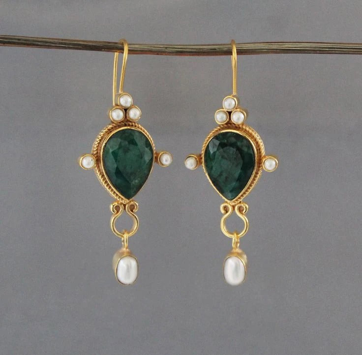 Gaby | Vintage Earrings with Pearl